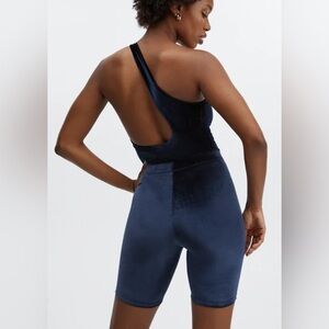 Navy Velour Fabletics Outfit